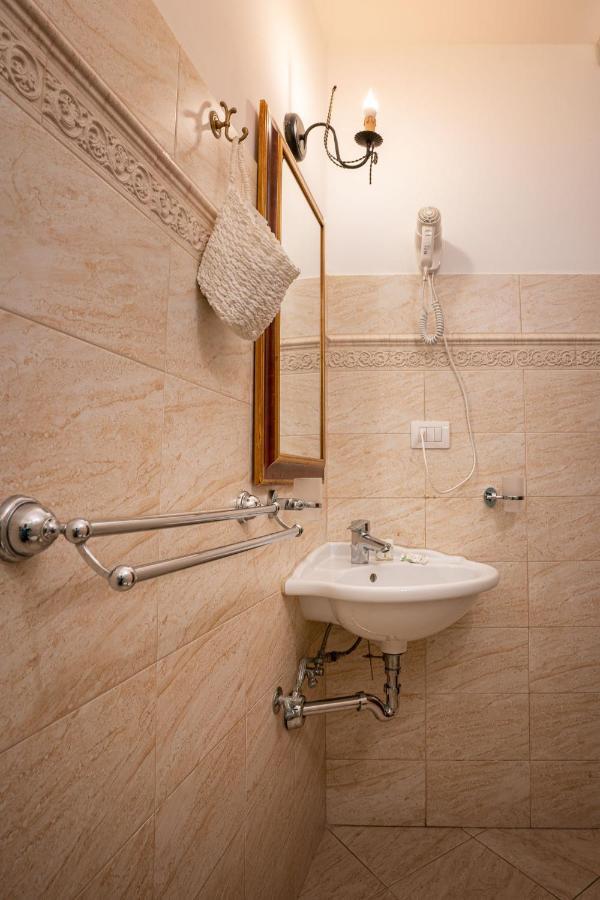 Ares Rooms Ortigia Syracuse Luaran gambar